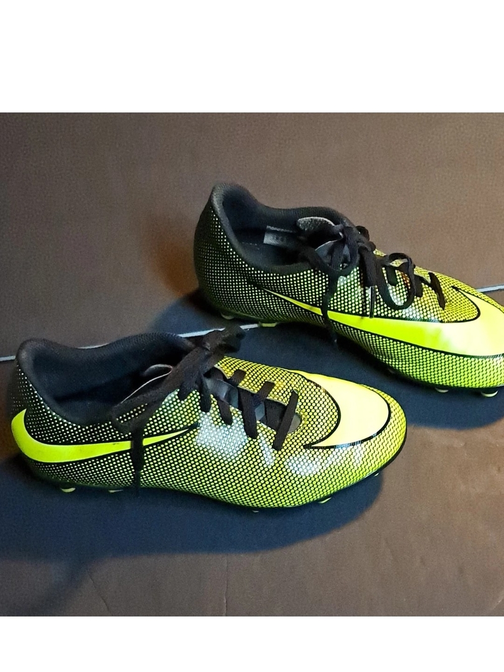 Kids Neon Yellow & Black Nike Soccer Cleats - Lightweight Performance